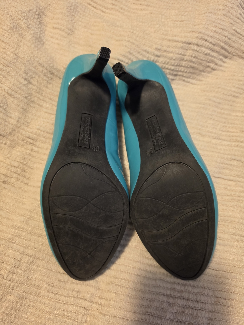 comfort plus by Predictions Turquoise Patent Mid Heel Pumps - Picture 2 of 3